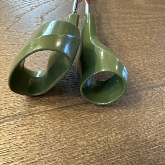 VTG Ergonomic Earth Grown Salad Tongs Fork Spoon One Piece Server Green MCM - Picture 7 of 7